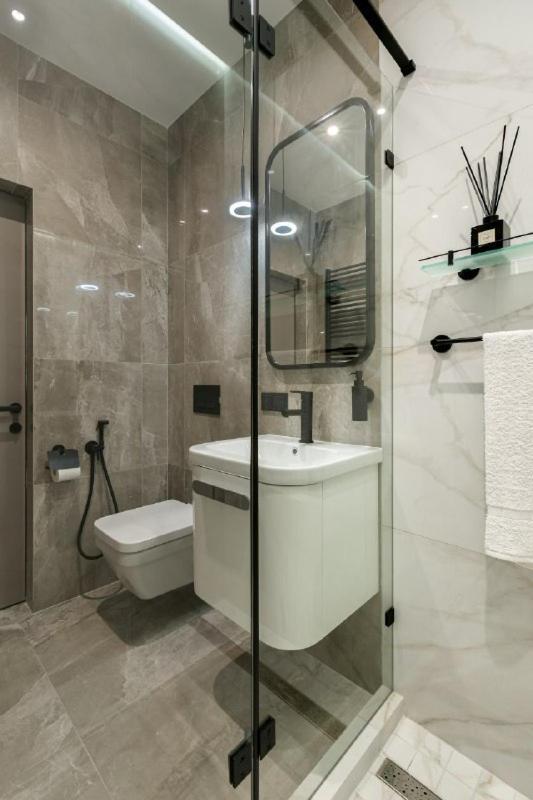 Classy Studio In Chicago, A Luxurious Condo Kiew Exterior foto
