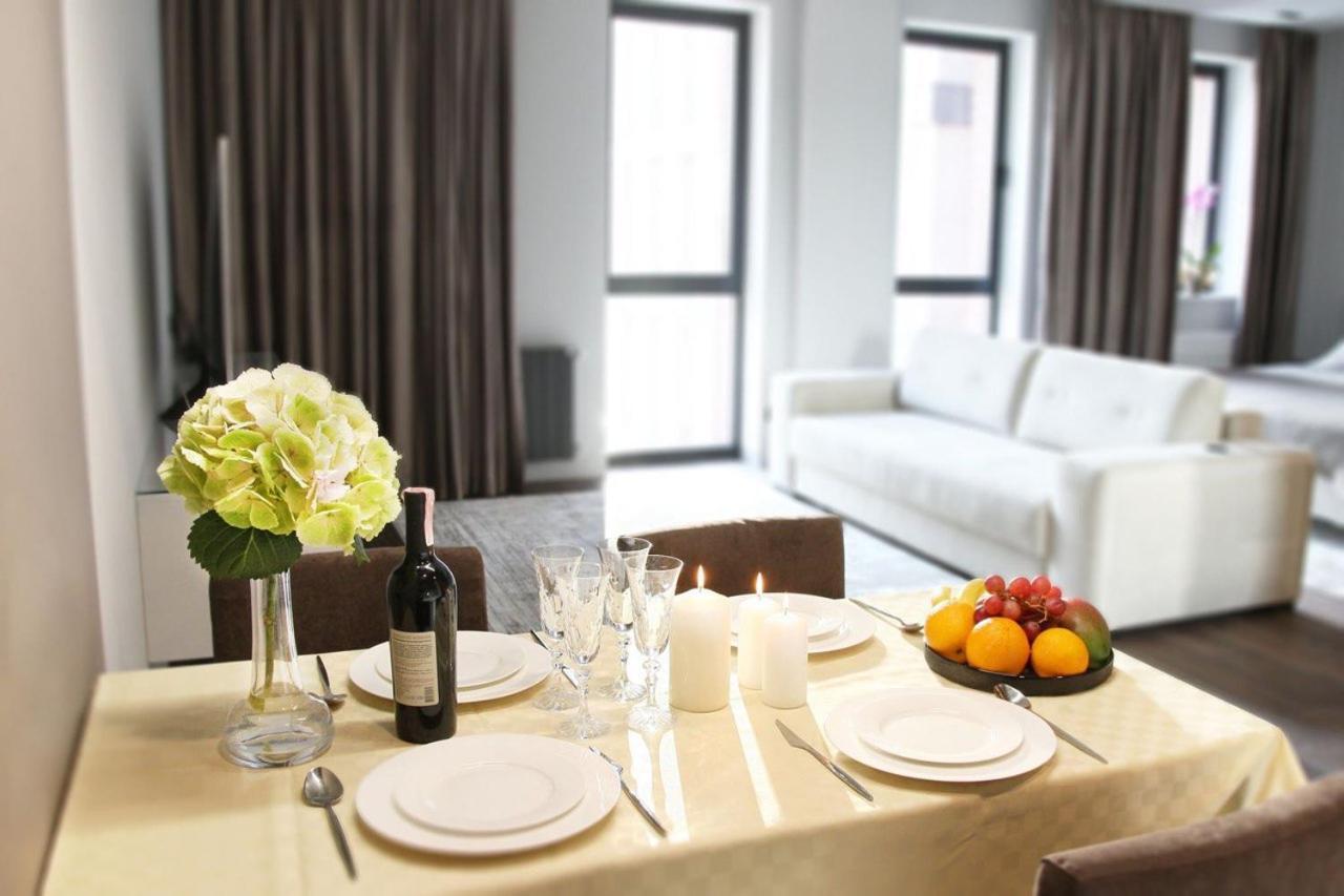 Classy Studio In Chicago, A Luxurious Condo Kiew Exterior foto